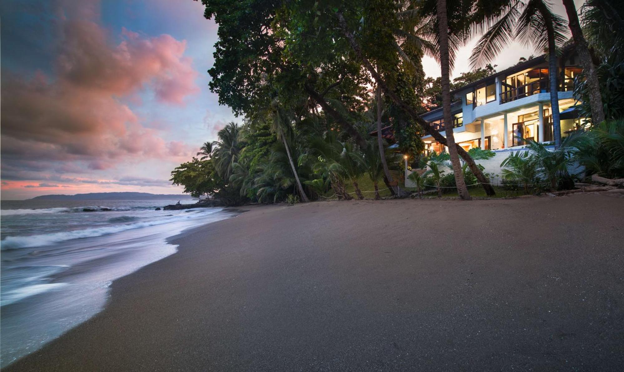 Elegant Costa Rican Villa With Oceanfront Infinity Pool Río Grande Eksteriør billede